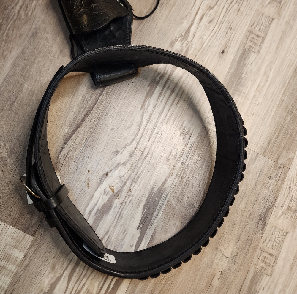 Black Western Style Belt With Holster